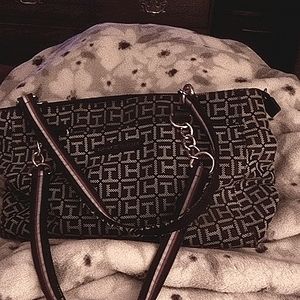Tommy Hilfiger purse